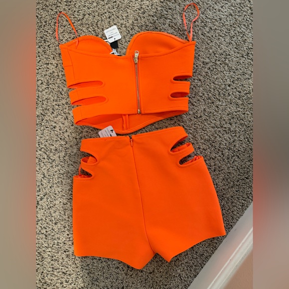 Fashion Nova Orange Women Shorts Set - Picture 2 of 2